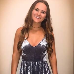 Meet your Posher, Brooke